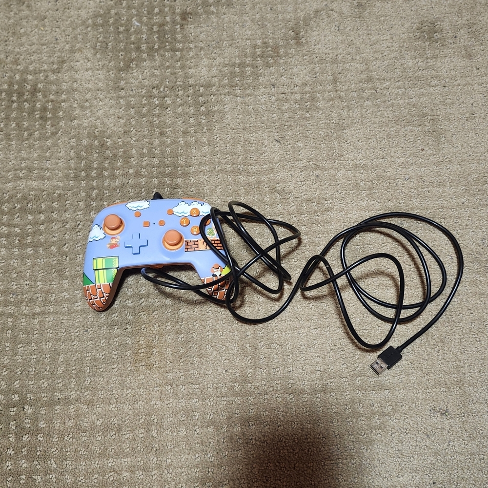 Nintendo Switch Wired Controller - Picture 2 of 3